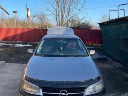 Серый Опель Омега, объемом двигателя 2 л и пробегом 510 тыс. км за 2200 $, фото 1 на Automoto.ua