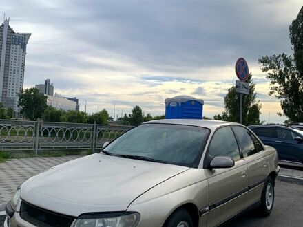 Сірий Опель Омега, об'ємом двигуна 2 л та пробігом 415 тис. км за 1799 $, фото 1 на Automoto.ua