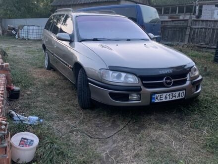 Опель Омега 1996 у Харкові на Automoto.ua Сірий Опель Омега, об'ємом двигуна 2.5 л та пробігом 224 тис. км за 3000 $, фото 1 на Automoto.ua