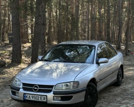 Серый Опель Омега, объемом двигателя 2 л и пробегом 400 тыс. км за 1500 $, фото 1 на Automoto.ua