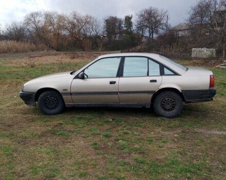 Серый Опель Омега, объемом двигателя 2 л и пробегом 222 тыс. км за 1048 $, фото 1 на Automoto.ua