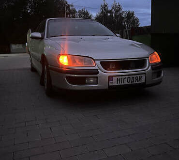 Серый Опель Омега, объемом двигателя 2 л и пробегом 246 тыс. км за 2200 $, фото 1 на Automoto.ua