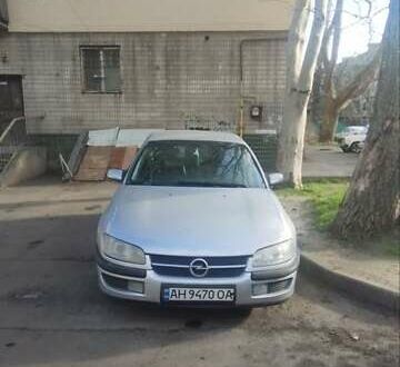 Серый Опель Омега, объемом двигателя 2 л и пробегом 375 тыс. км за 999 $, фото 1 на Automoto.ua