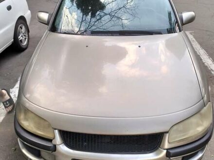 Сірий Опель Омега, об'ємом двигуна 2 л та пробігом 440 тис. км за 2250 $, фото 1 на Automoto.ua