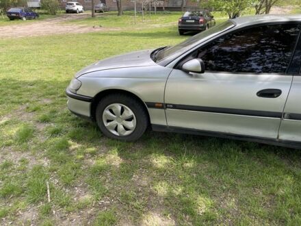 Опель Омега 1996 в Конотопе на Automoto.ua Серый Опель Омега, объемом двигателя 2 л и пробегом 330 тыс. км за 2000 $, фото 1 на Automoto.ua