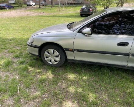 Сірий Опель Омега, об'ємом двигуна 2 л та пробігом 330 тис. км за 2000 $, фото 1 на Automoto.ua