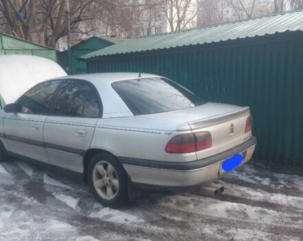 Сірий Опель Омега, об'ємом двигуна 0 л та пробігом 290 тис. км за 1990 $, фото 1 на Automoto.ua