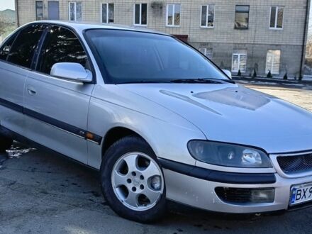 Серый Опель Омега, объемом двигателя 2.5 л и пробегом 377 тыс. км за 2200 $, фото 1 на Automoto.ua