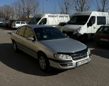 Сірий Опель Омега, об'ємом двигуна 2.5 л та пробігом 230 тис. км за 2400 $, фото 1 на Automoto.ua
