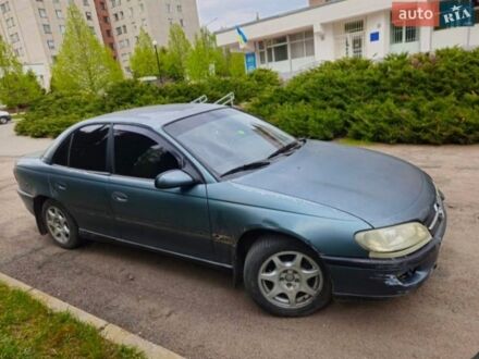 Серый Опель Омега, объемом двигателя 2 л и пробегом 451 тыс. км за 2100 $, фото 1 на Automoto.ua