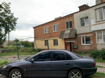 Серый Опель Омега, объемом двигателя 3 л и пробегом 400 тыс. км за 501 $, фото 1 на Automoto.ua