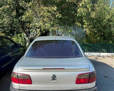 Сірий Опель Омега, об'ємом двигуна 2.5 л та пробігом 2 тис. км за 1250 $, фото 1 на Automoto.ua