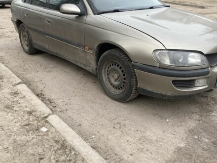 Сірий Опель Омега, об'ємом двигуна 2.5 л та пробігом 300 тис. км за 1500 $, фото 1 на Automoto.ua