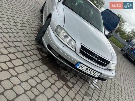 Сірий Опель Омега, об'ємом двигуна 2 л та пробігом 320 тис. км за 1400 $, фото 1 на Automoto.ua