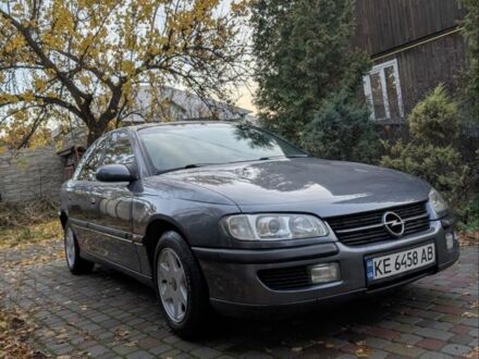 Серый Опель Омега, объемом двигателя 2 л и пробегом 340 тыс. км за 3200 $, фото 1 на Automoto.ua