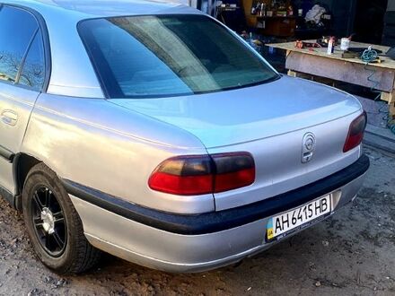 Серый Опель Омега, объемом двигателя 2 л и пробегом 0 тыс. км за 1500 $, фото 1 на Automoto.ua