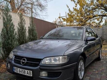 Серый Опель Омега, объемом двигателя 2 л и пробегом 340 тыс. км за 3200 $, фото 1 на Automoto.ua