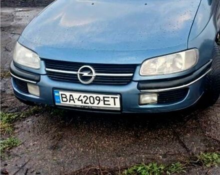 Серый Опель Омега, объемом двигателя 2 л и пробегом 330 тыс. км за 2600 $, фото 1 на Automoto.ua