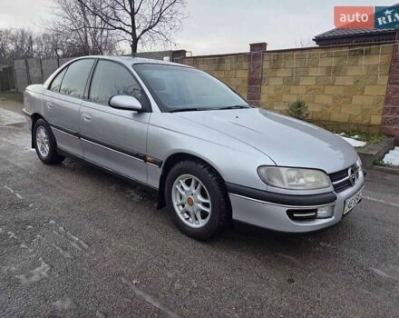 Сірий Опель Омега, об'ємом двигуна 2 л та пробігом 283 тис. км за 2999 $, фото 1 на Automoto.ua