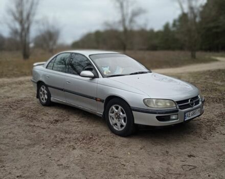 Серый Опель Омега, объемом двигателя 2.5 л и пробегом 230 тыс. км за 2000 $, фото 1 на Automoto.ua