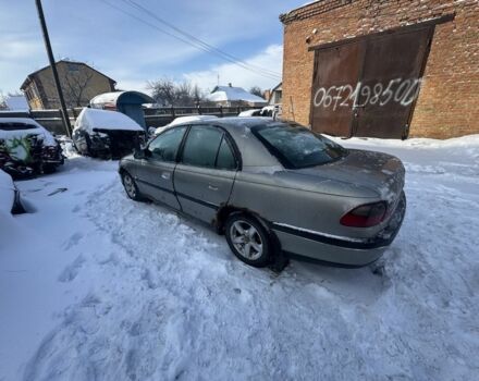 Серый Опель Омега, объемом двигателя 2 л и пробегом 300 тыс. км за 1300 $, фото 1 на Automoto.ua