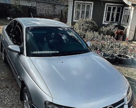 Сірий Опель Омега, об'ємом двигуна 2 л та пробігом 310 тис. км за 2150 $, фото 1 на Automoto.ua