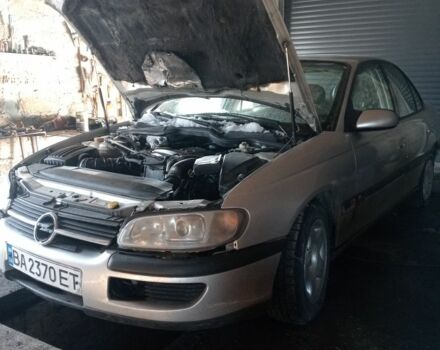 Сірий Опель Омега, об'ємом двигуна 2 л та пробігом 480 тис. км за 950 $, фото 1 на Automoto.ua