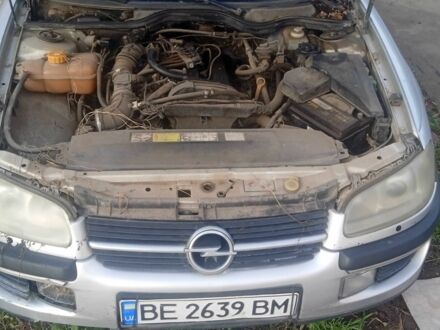Серый Опель Омега, объемом двигателя 2 л и пробегом 400 тыс. км за 596 $, фото 1 на Automoto.ua