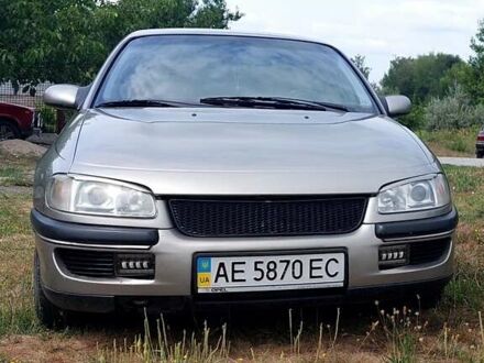 Опель Омега 1998 в Днепре (Днепропетровске) на Automoto.ua Серый Опель Омега, объемом двигателя 2 л и пробегом 300 тыс. км за 3000 $, фото 1 на Automoto.ua