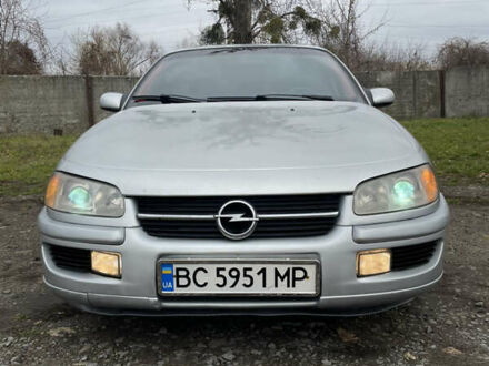 Сірий Опель Омега, об'ємом двигуна 2 л та пробігом 473 тис. км за 2500 $, фото 1 на Automoto.ua