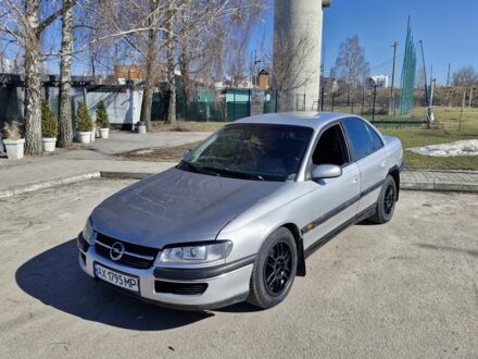 Серый Опель Омега, объемом двигателя 2 л и пробегом 432 тыс. км за 1500 $, фото 1 на Automoto.ua