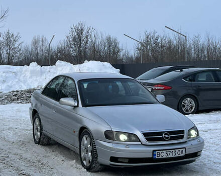 Серый Опель Омега, объемом двигателя 2 л и пробегом 300 тыс. км за 2300 $, фото 1 на Automoto.ua