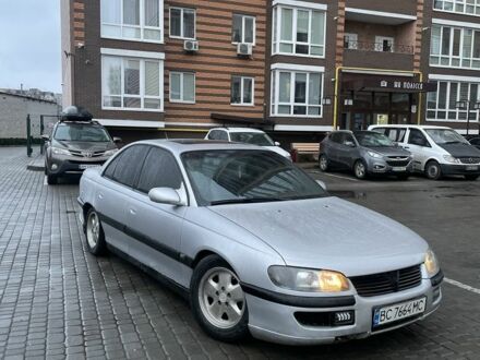 Серый Опель Омега, объемом двигателя 2.5 л и пробегом 245 тыс. км за 2700 $, фото 1 на Automoto.ua