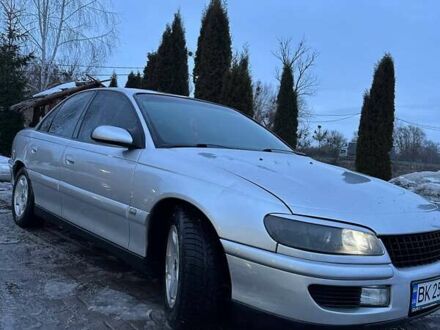 Сірий Опель Омега, об'ємом двигуна 2.6 л та пробігом 182 тис. км за 3000 $, фото 1 на Automoto.ua