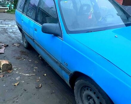 Сірий Опель Омега, об'ємом двигуна 1.6 л та пробігом 111 тис. км за 950 $, фото 1 на Automoto.ua