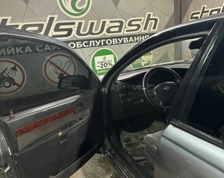 Серый Опель Омега, объемом двигателя 2.2 л и пробегом 379 тыс. км за 2200 $, фото 1 на Automoto.ua