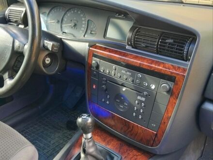 Сірий Опель Омега, об'ємом двигуна 2.2 л та пробігом 350 тис. км за 3500 $, фото 1 на Automoto.ua