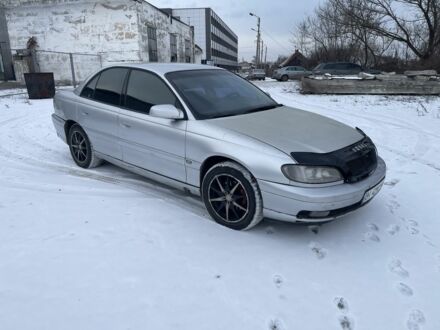 Серый Опель Омега, объемом двигателя 2.2 л и пробегом 300 тыс. км за 1900 $, фото 1 на Automoto.ua