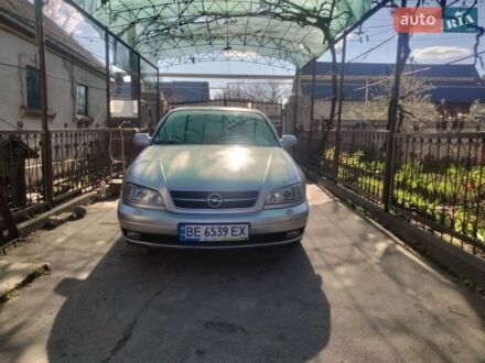 Сірий Опель Омега, об'ємом двигуна 2.5 л та пробігом 200 тис. км за 1999 $, фото 1 на Automoto.ua