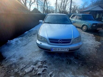 Серый Опель Омега, объемом двигателя 2.2 л и пробегом 300 тыс. км за 2500 $, фото 1 на Automoto.ua