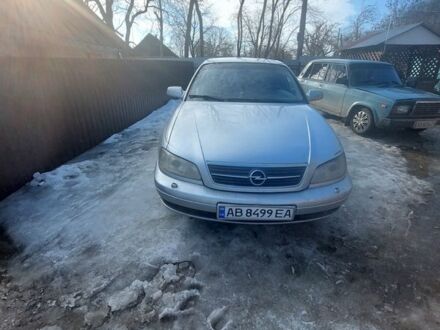 Серый Опель Омега, объемом двигателя 2.2 л и пробегом 300 тыс. км за 2250 $, фото 1 на Automoto.ua