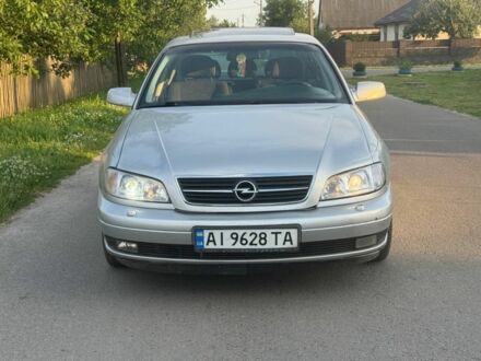 Сірий Опель Омега, об'ємом двигуна 2.2 л та пробігом 210 тис. км за 1500 $, фото 1 на Automoto.ua