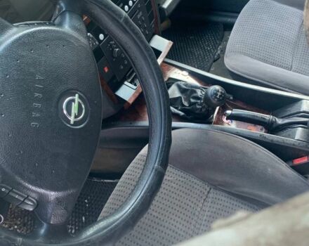 Серый Опель Омега, объемом двигателя 2.2 л и пробегом 250 тыс. км за 550 $, фото 1 на Automoto.ua