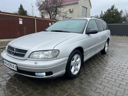 Серый Опель Омега, объемом двигателя 2.2 л и пробегом 384 тыс. км за 2450 $, фото 1 на Automoto.ua