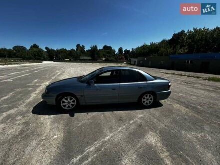 Серый Опель Омега, объемом двигателя 2.2 л и пробегом 250 тыс. км за 2500 $, фото 1 на Automoto.ua