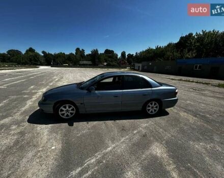 Серый Опель Омега, объемом двигателя 2.2 л и пробегом 250 тыс. км за 2500 $, фото 1 на Automoto.ua