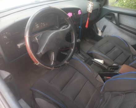 Синій Опель Омега, об'ємом двигуна 2 л та пробігом 450 тис. км за 1396 $, фото 1 на Automoto.ua