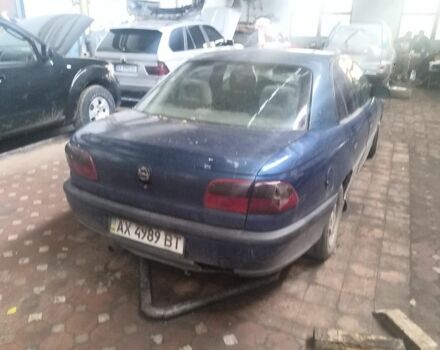 Синій Опель Омега, об'ємом двигуна 2 л та пробігом 335 тис. км за 1500 $, фото 2 на Automoto.ua