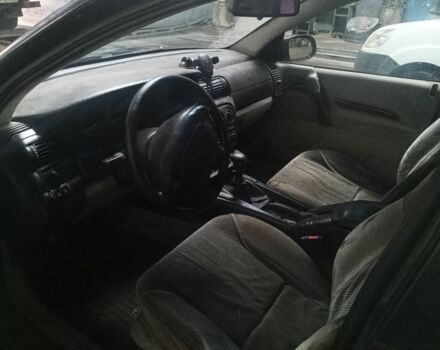 Синій Опель Омега, об'ємом двигуна 2 л та пробігом 335 тис. км за 1500 $, фото 4 на Automoto.ua