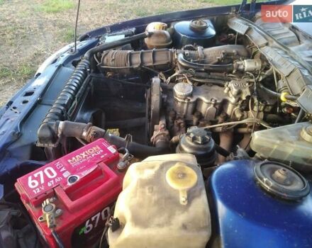 Синий Опель Омега, объемом двигателя 2 л и пробегом 270 тыс. км за 1500 $, фото 12 на Automoto.ua